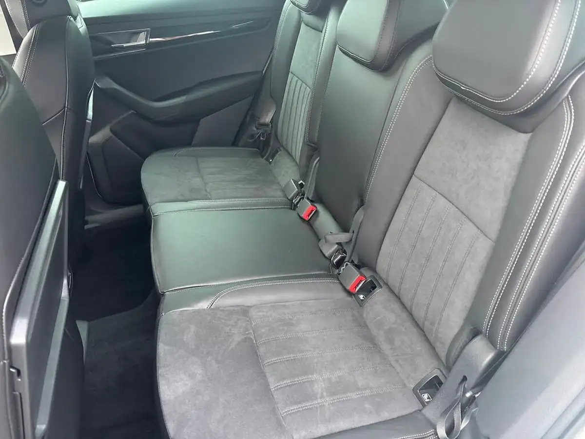 2022-skoda-karoq-15-tsi-se-l-dsg-big-8