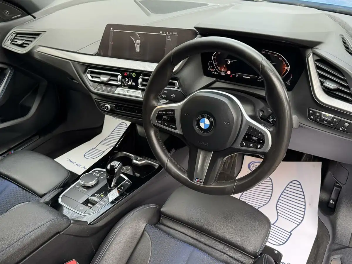 2024-bmw-1-series-15-118i-m-sport-lcp-dct-big-1