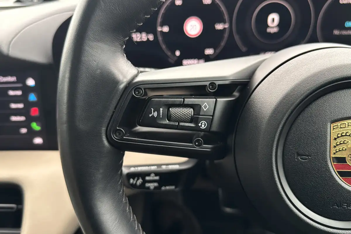 2021-porsche-taycan-e-4s-571ps-performance-battery-plus-big-16