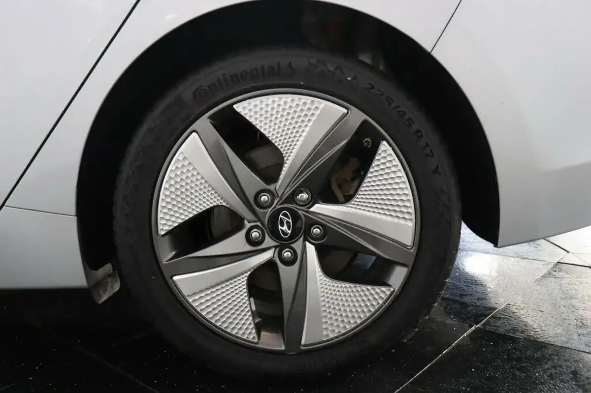 2021-hyundai-ioniq-16-gdi-premium-se-hybrid-big-38