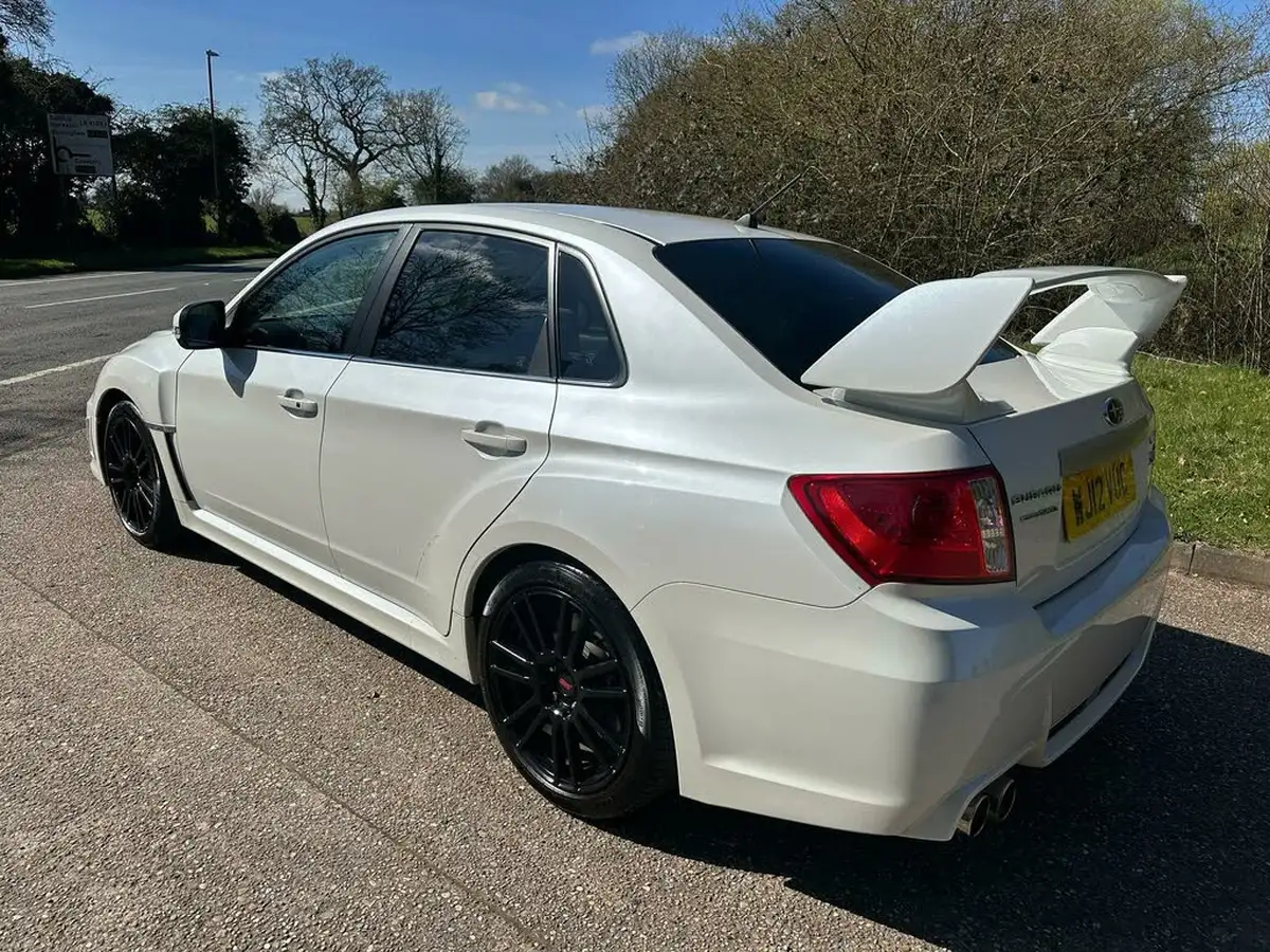 2012-subaru-wrx-25-sti-type-uk-saloon-4d-big-36