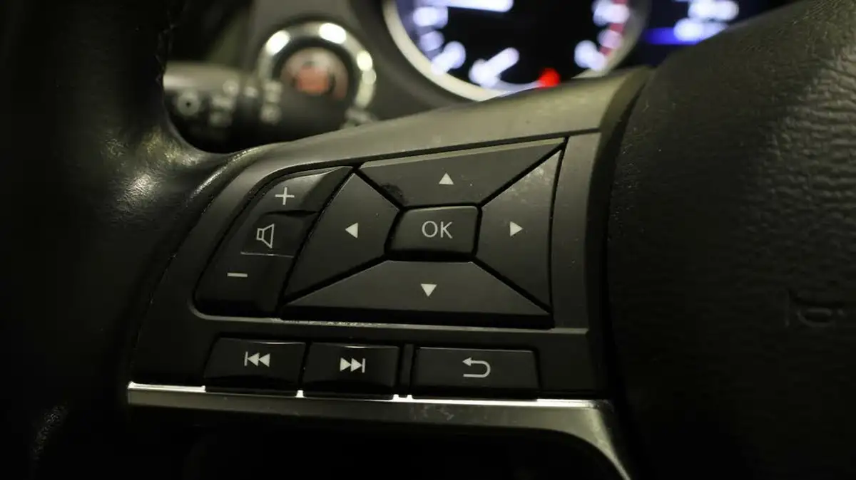 2020-nissan-qashqai-13-dig-t-n-connecta-140ps-big-21