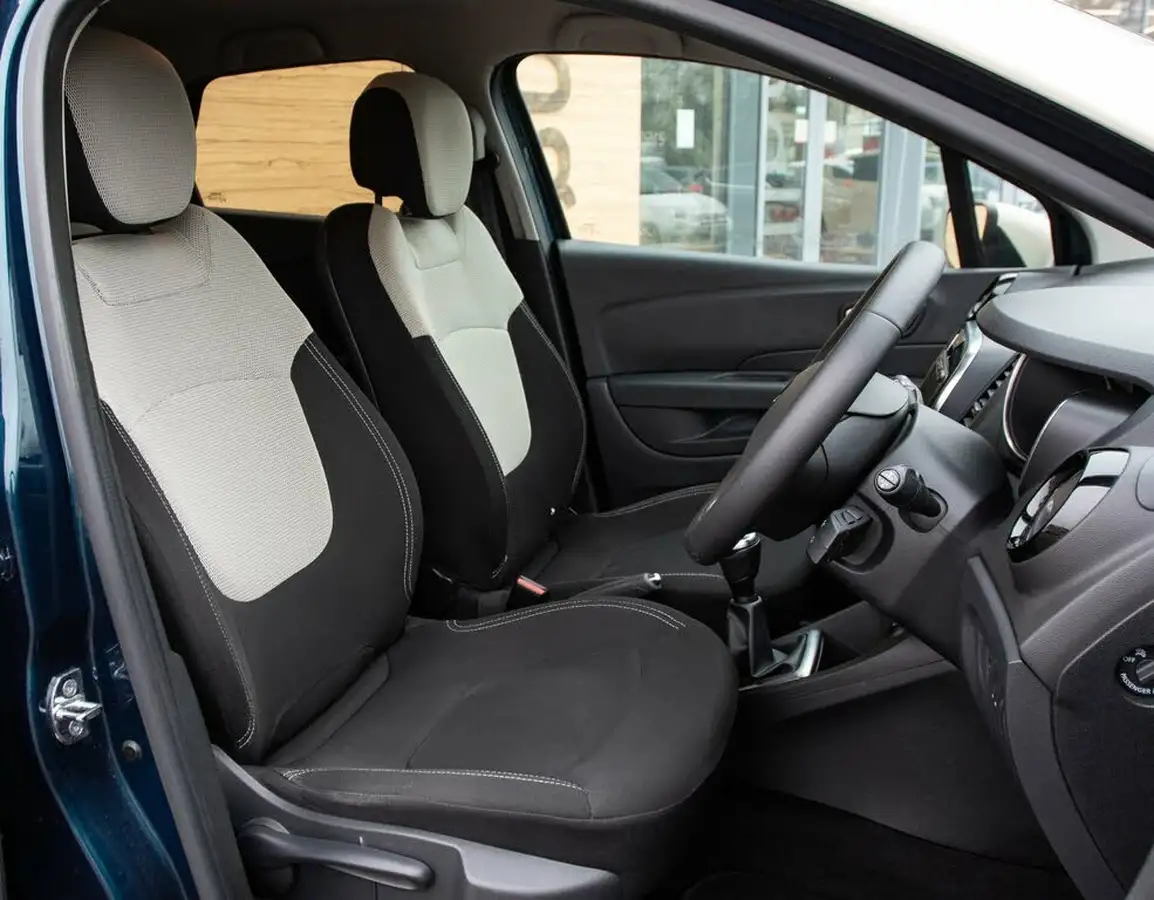 2019-renault-captur-09-tce-iconic-big-30