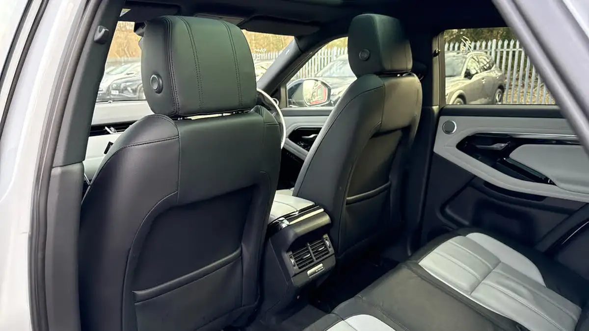 2019-land-rover-range-rover-evoque-20-p250-first-edition-big-13
