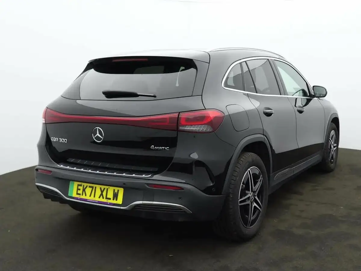 2021-mercedes-benz-eqa-e-eqa-300-amg-line-big-4