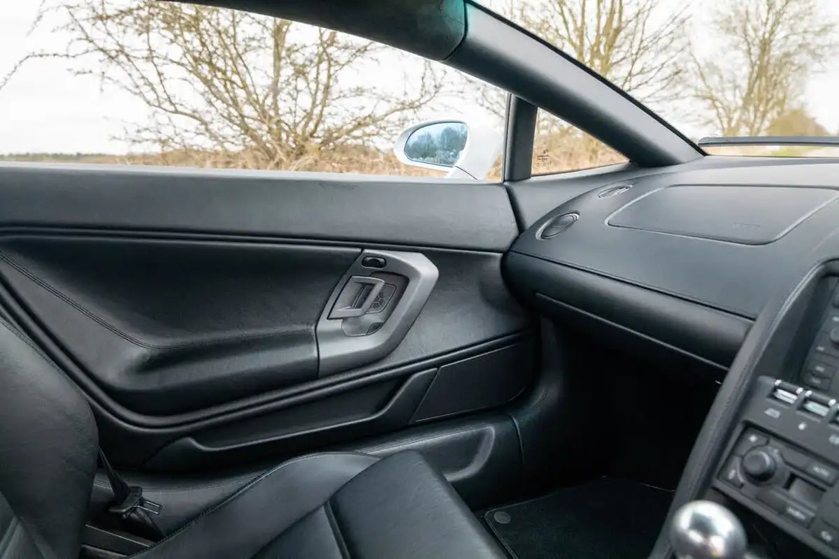 2004-lamborghini-gallardo-50-big-45