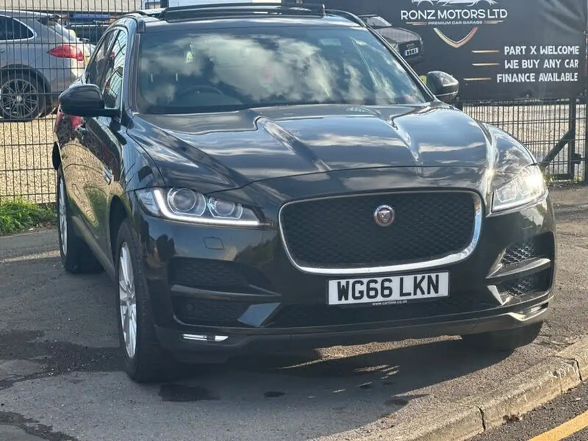 2017-jaguar-f-pace-20-i4d-portfolio-180ps-awd-auto-big-9
