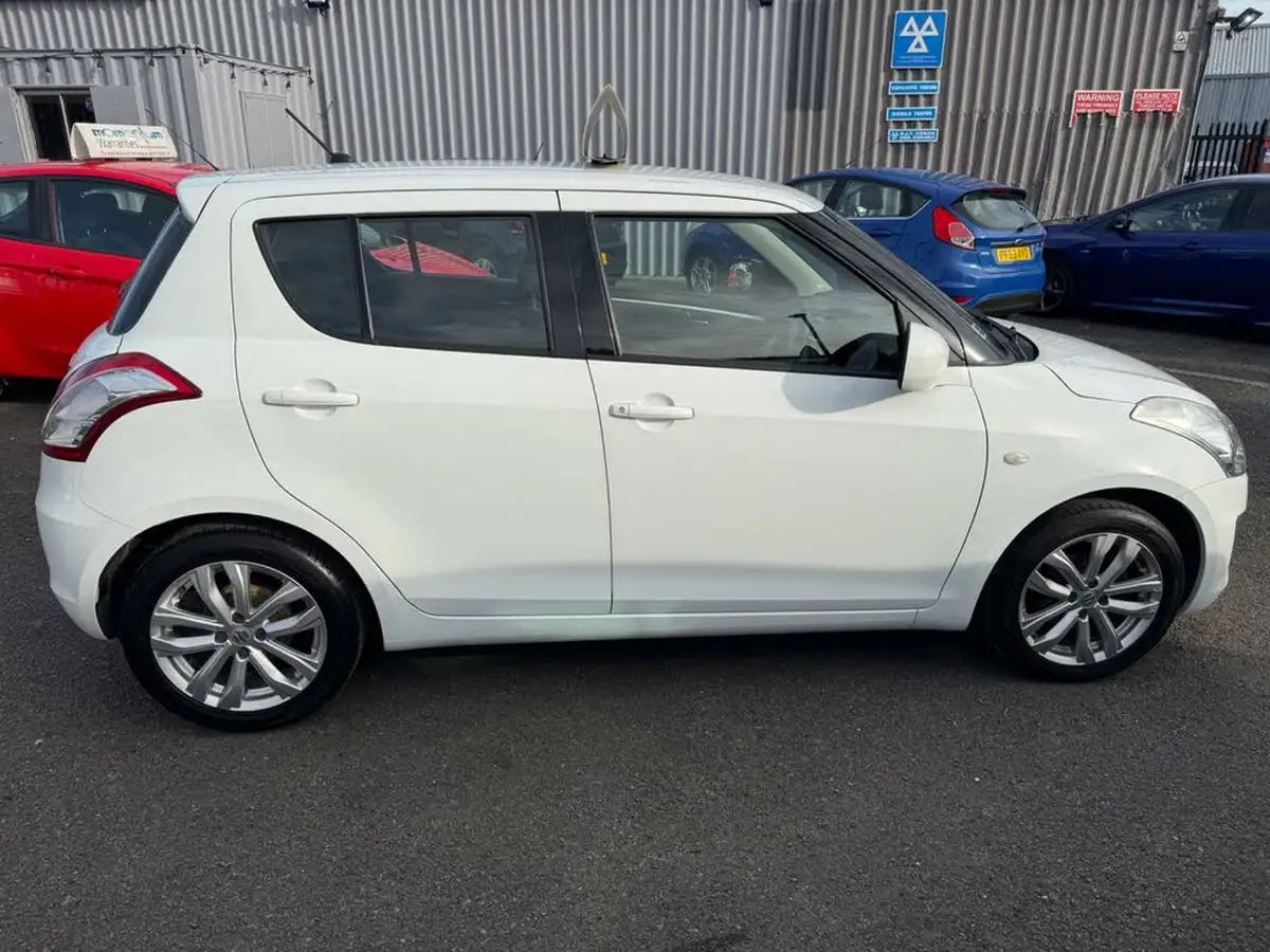 2014-suzuki-swift-12-sz3-94ps-5d-big-5