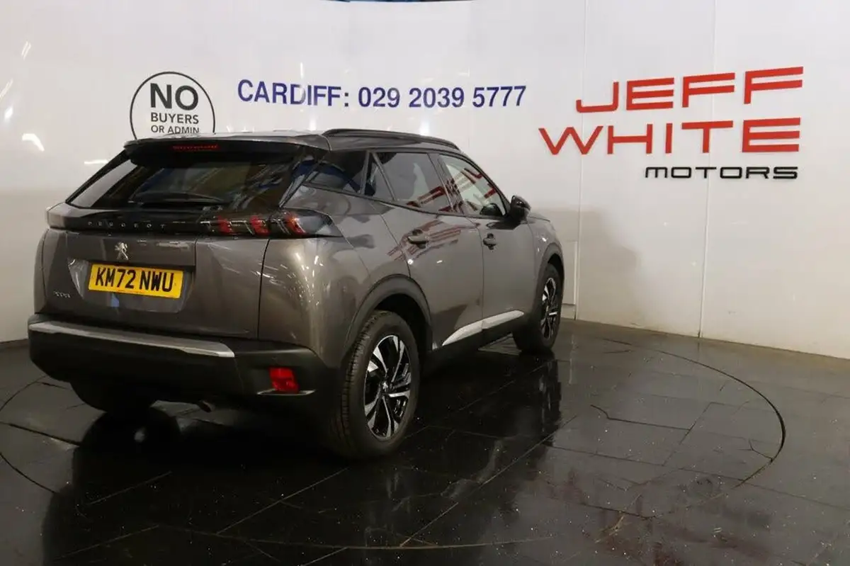 2022-peugeot-2008-suv-12-puretech-allure-premium-100bhp-big-4