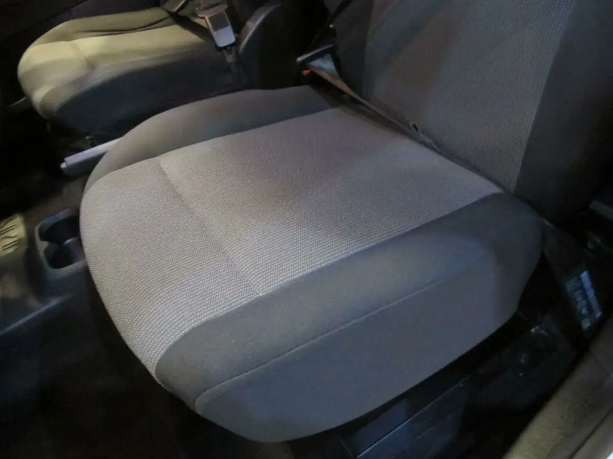 2021-toyota-proace-city-15d-active-100hpeu6dt-e-big-38