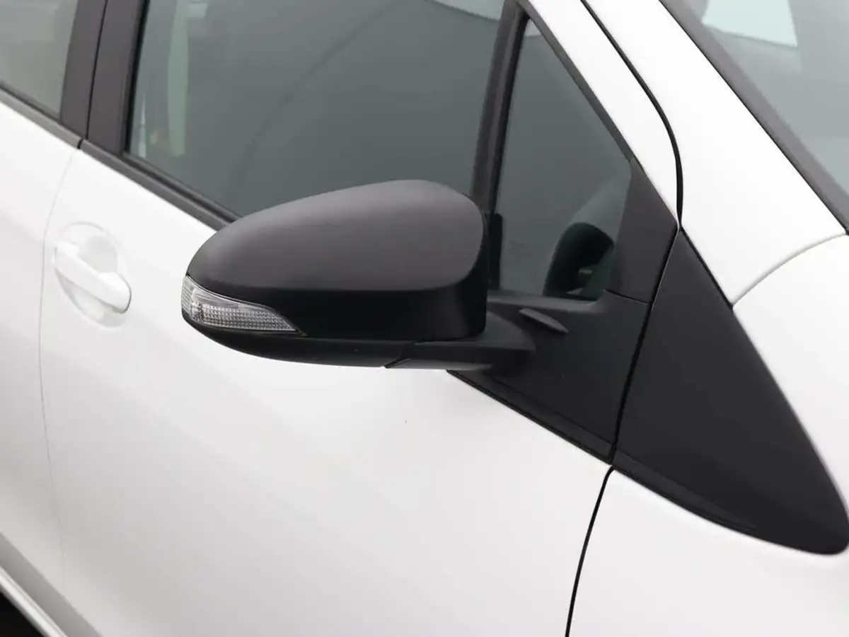 2019-toyota-yaris-10-vvt-i-active-big-39
