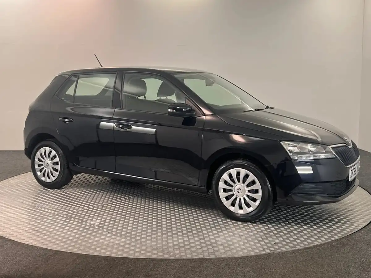 2020-skoda-fabia-10-mpi-s-hatchback-big-3