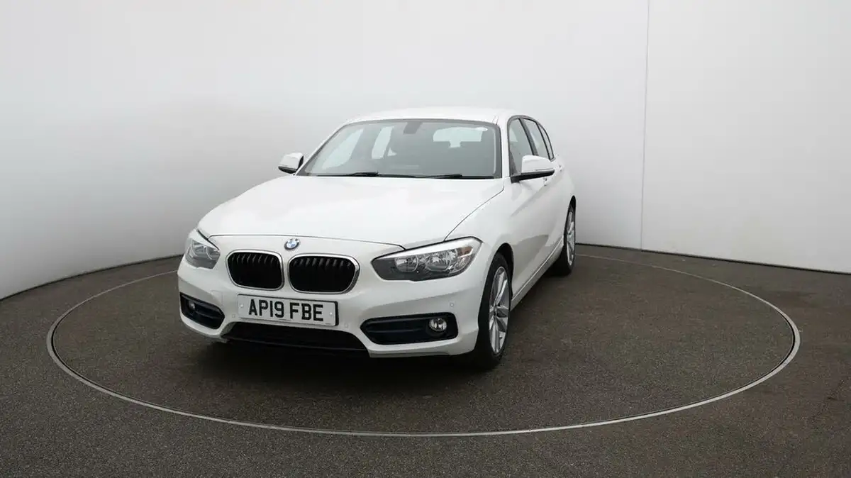 2019-bmw-1-series-15-118i-sport-138bhp-5d-big-29