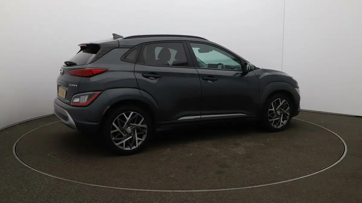 2022-hyundai-kona-16-gdi-premium-big-45
