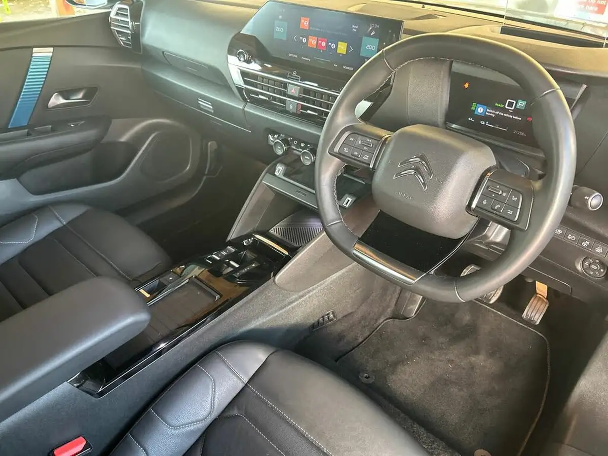 2022-citroen-c4-e-shine-plus-big-7