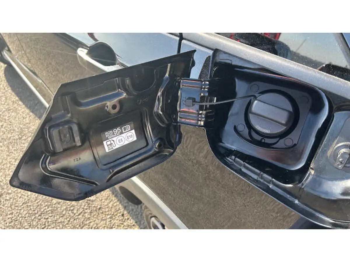 2021-honda-jazz-15-i-mmd-crosstar-ex-109ps-two-tone-big-15