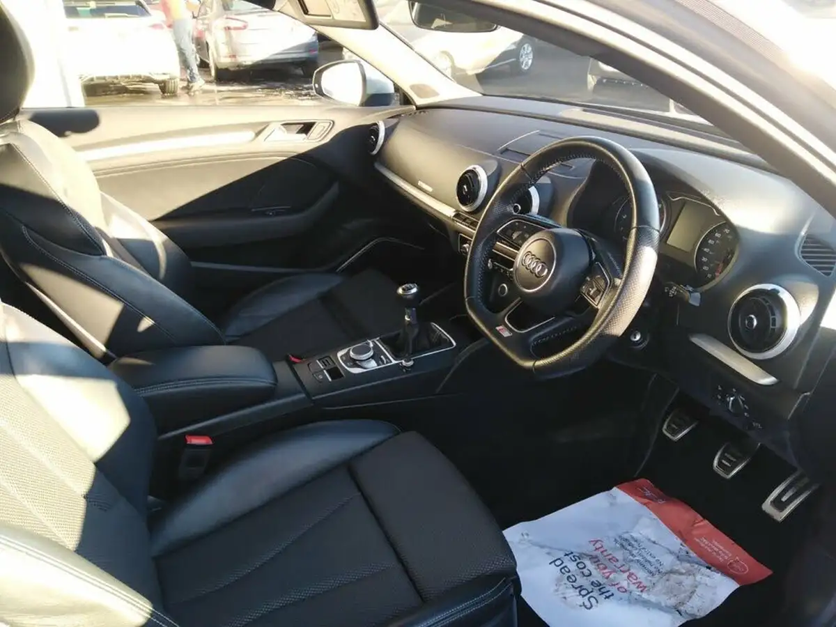 2017-audi-a3-14-tfsi-s-line-hatchback-3d-big-10