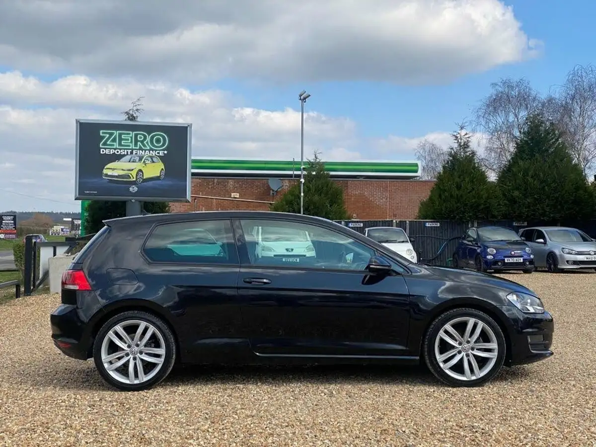 2016-volkswagen-golf-14-tsi-gt-edition-3d-big-8