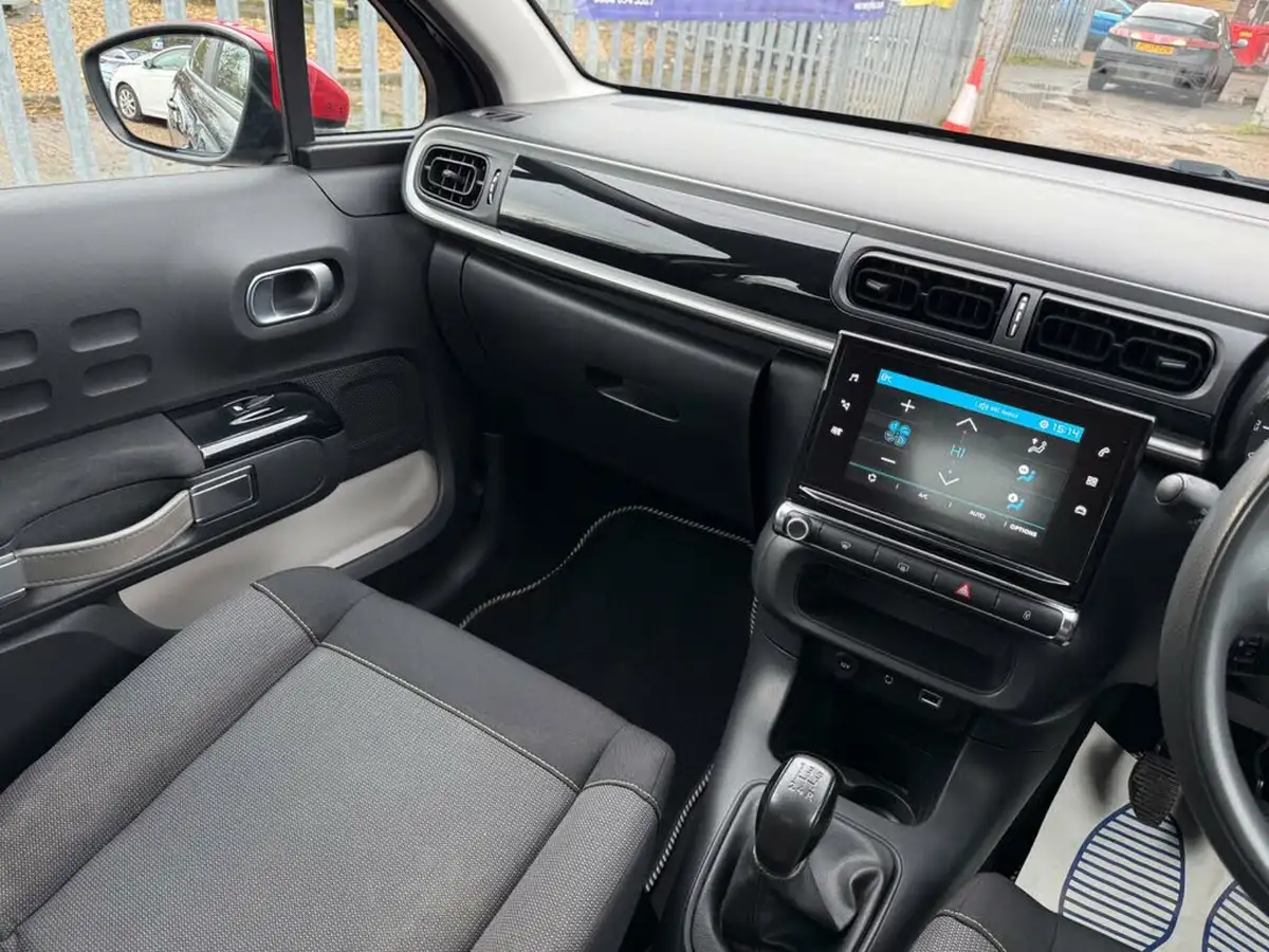 2017-citroen-c3-12-puretech-feel-82ps-big-36