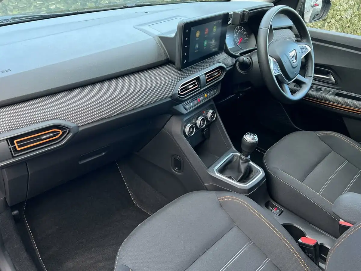 2022-dacia-sandero-stepway-10-tce-prestige-90bhp-big-2