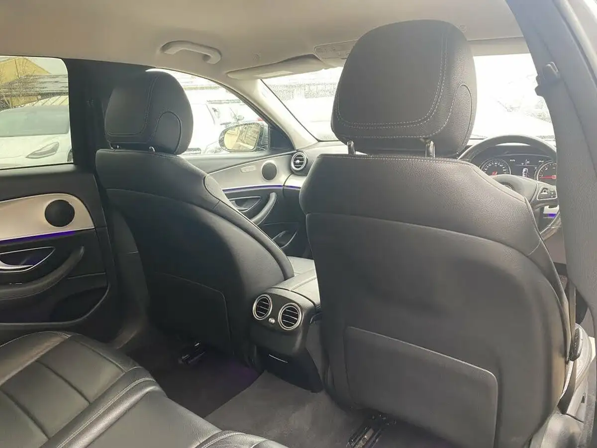 2018-mercedes-benz-e-class-20d-e220d-se-ss-saloon-4d-big-20