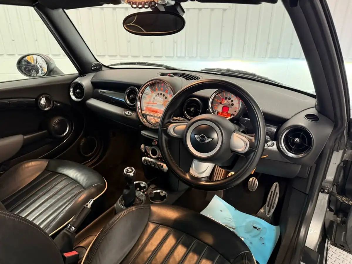 2010-mini-cooper-16-cooper-s-convertible-2d-big-10