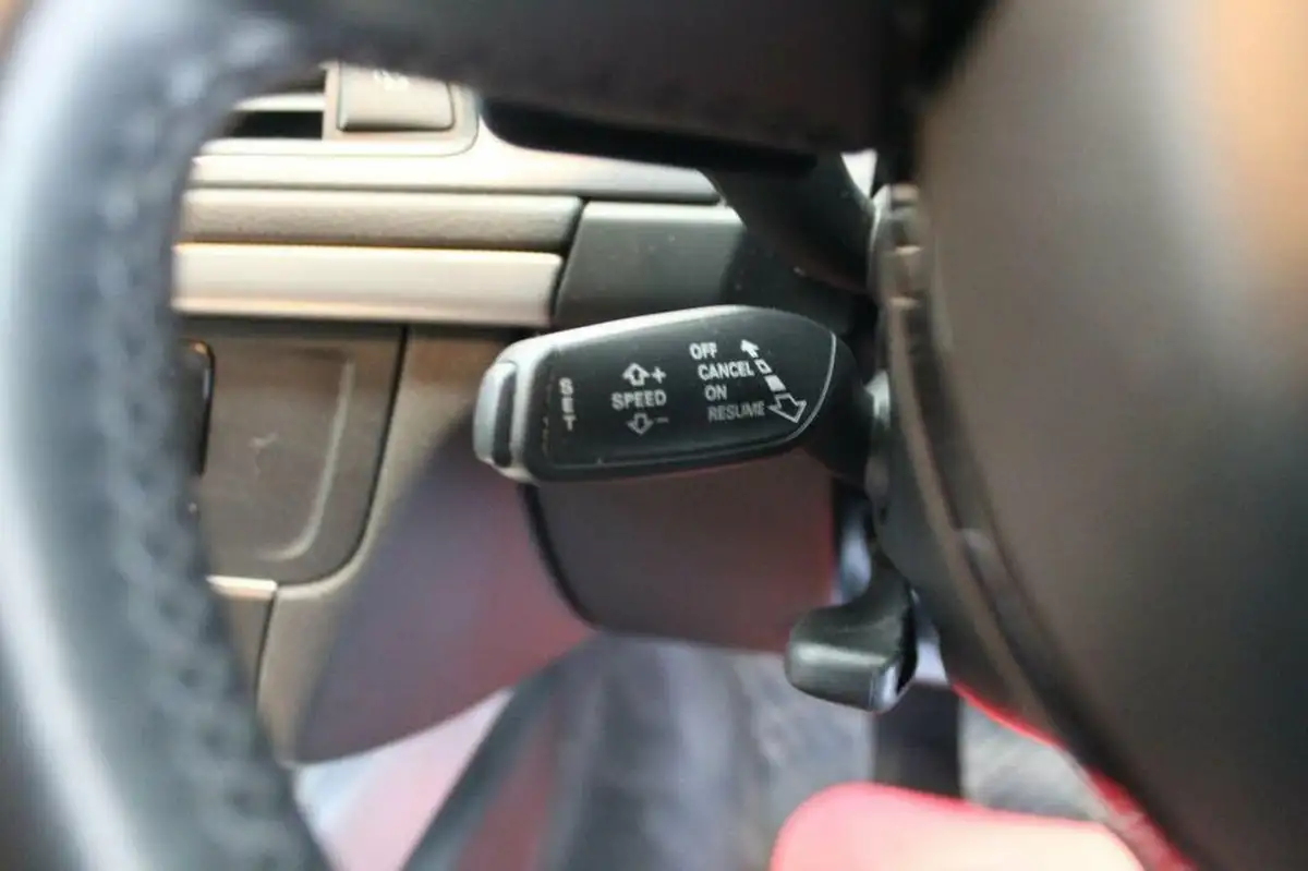 2015-audi-a7-30td-se-executive-big-39