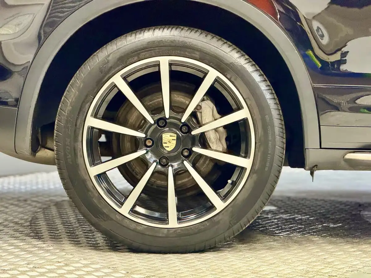 2014-porsche-cayenne-30td-platinum-edition-big-9
