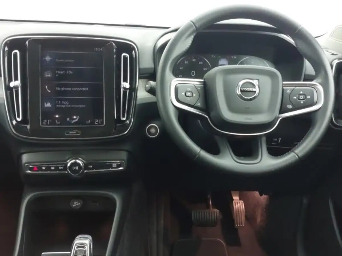 2020-volvo-xc40-20-b4-inscription-pro-big-9