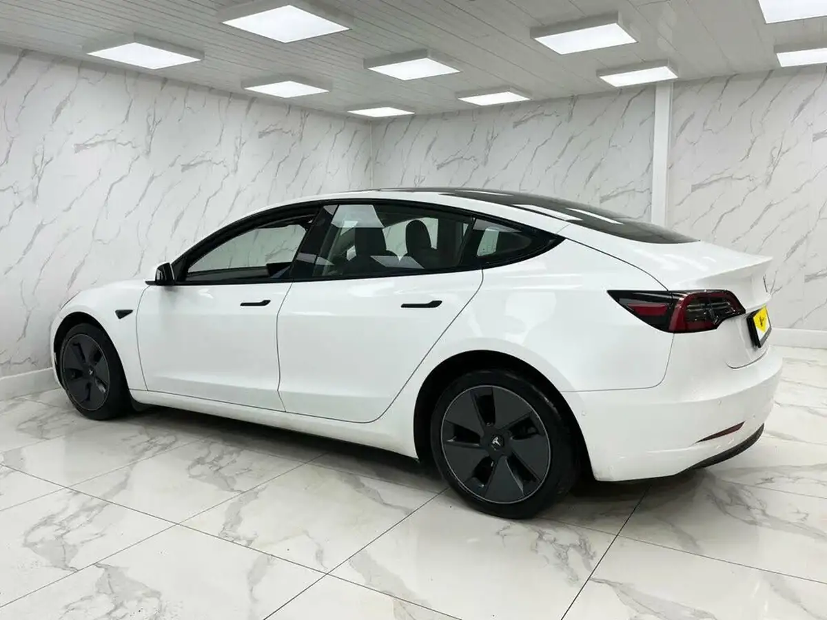 2021-tesla-model-3-e-standard-plus-big-7