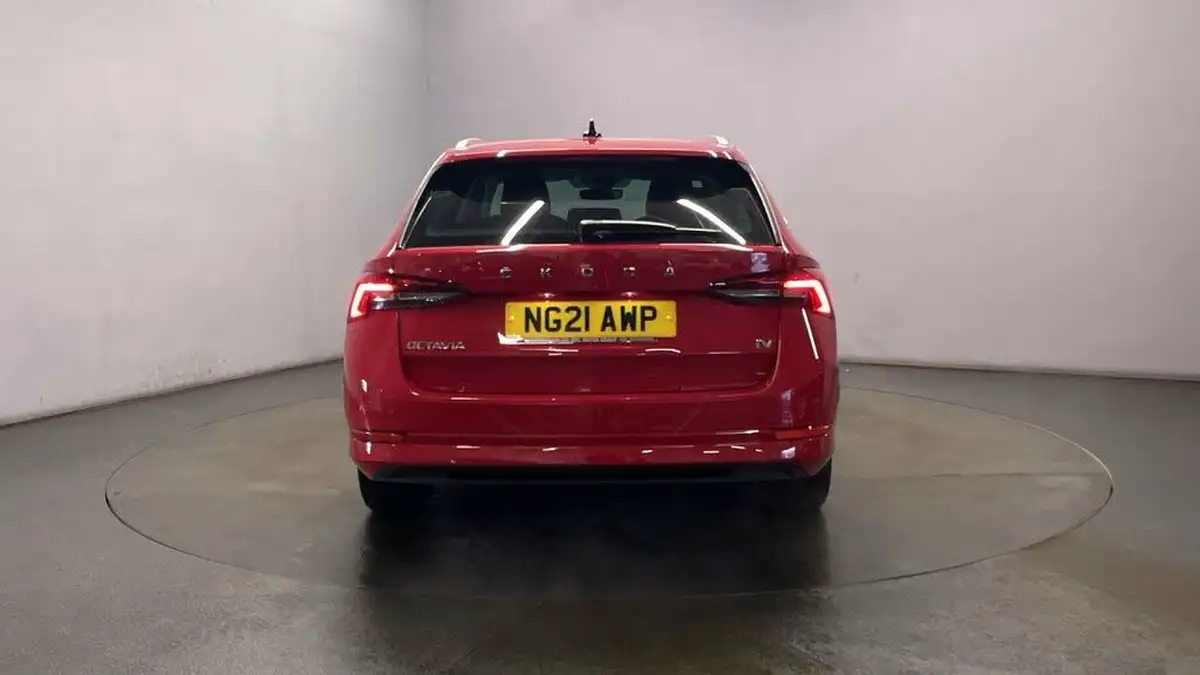 2021-skoda-octavia-14-tsi-se-l-estate-big-6