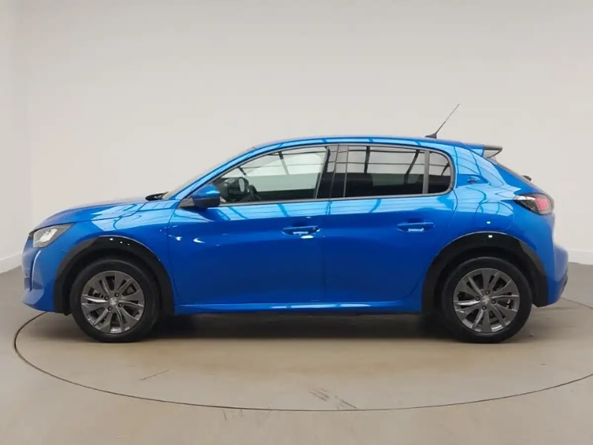 2021-peugeot-208-e-allure-50kwh-big-3