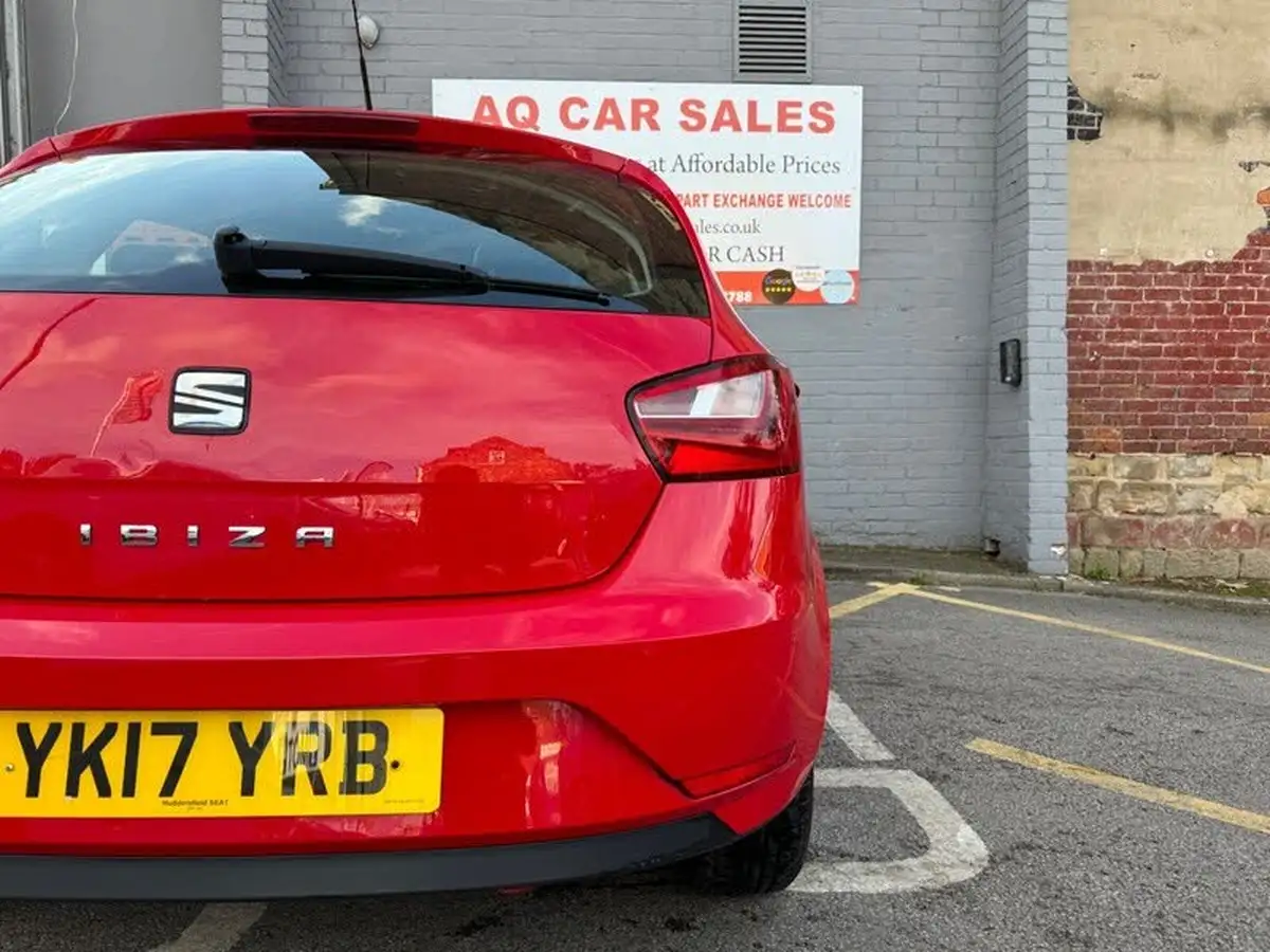 2017-seat-ibiza-10-se-technology-hatchback-5d-big-27
