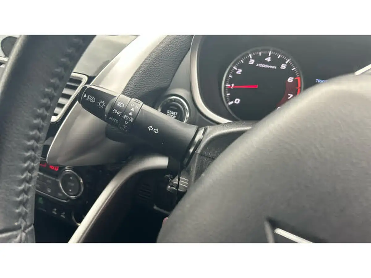 2021-mitsubishi-eclipse-cross-15-4-big-28