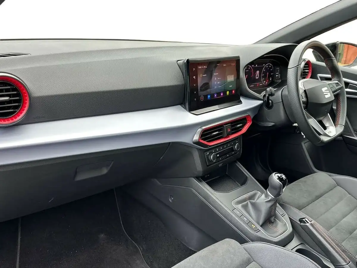 2022-seat-ibiza-10-tsi-fr-sport-110ps-big-7