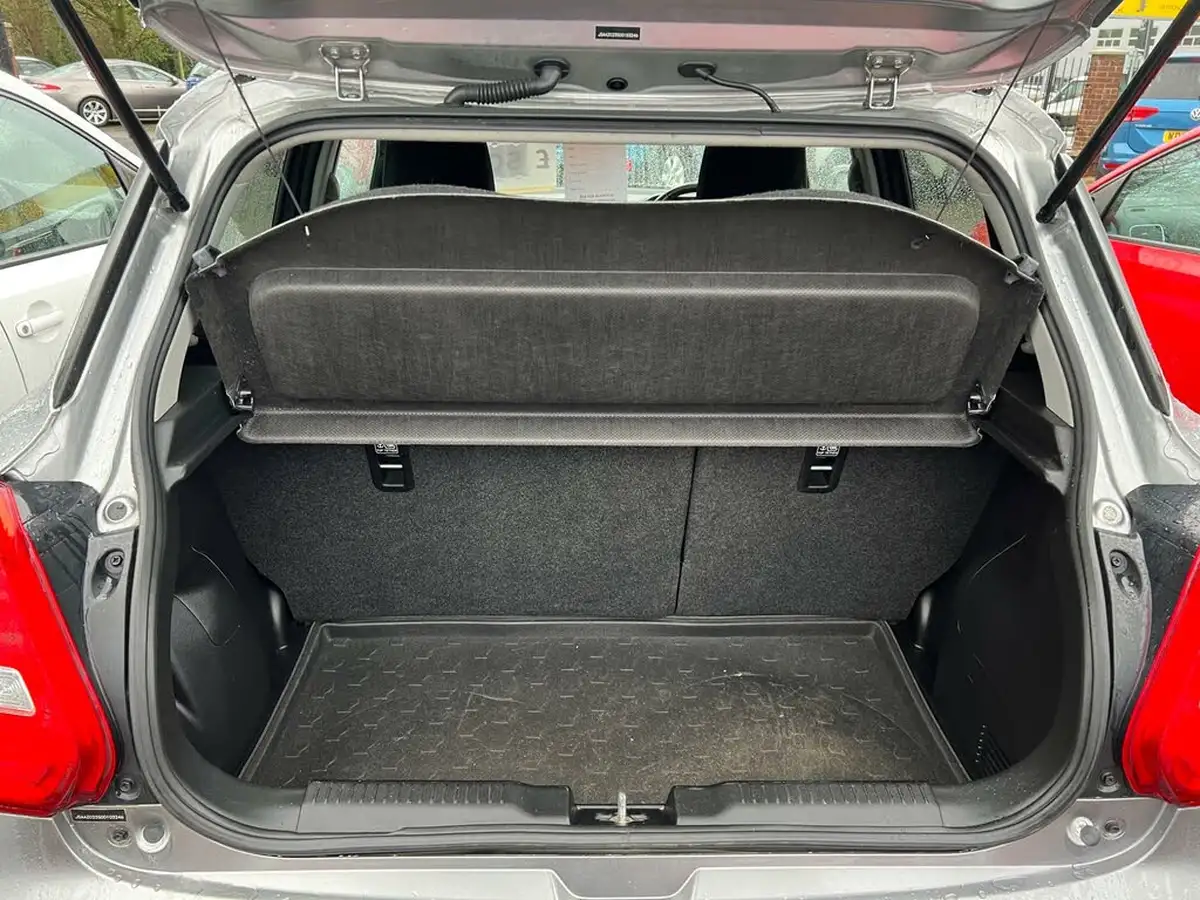 2017-suzuki-swift-10-boosterjet-sz5-shvs-big-10