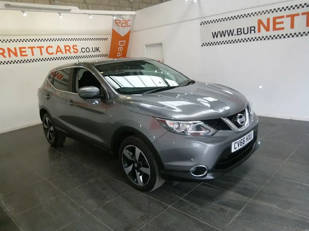 2016-nissan-qashqai-12-dig-t-n-connecta-big-2
