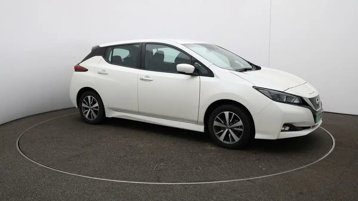 2022-nissan-leaf-e-acenta-big-36