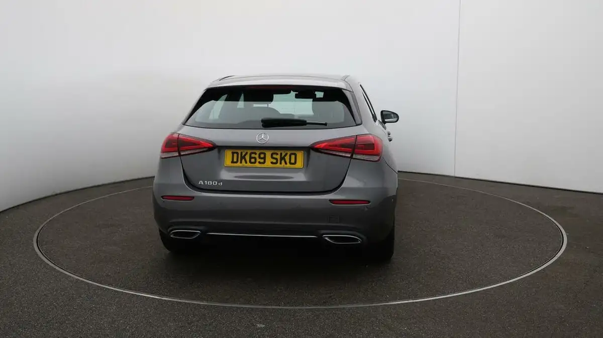 2019-mercedes-benz-a-class-15d-a180d-sport-executive-hatchback-5d-7g-dct-big-6