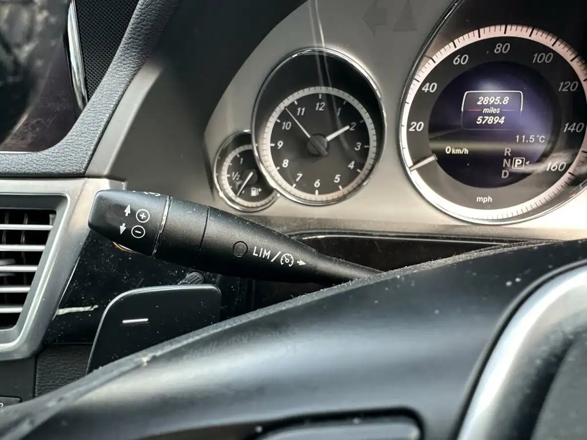 2012-mercedes-benz-e-class-30td-e350-avantgarde-auto-big-31