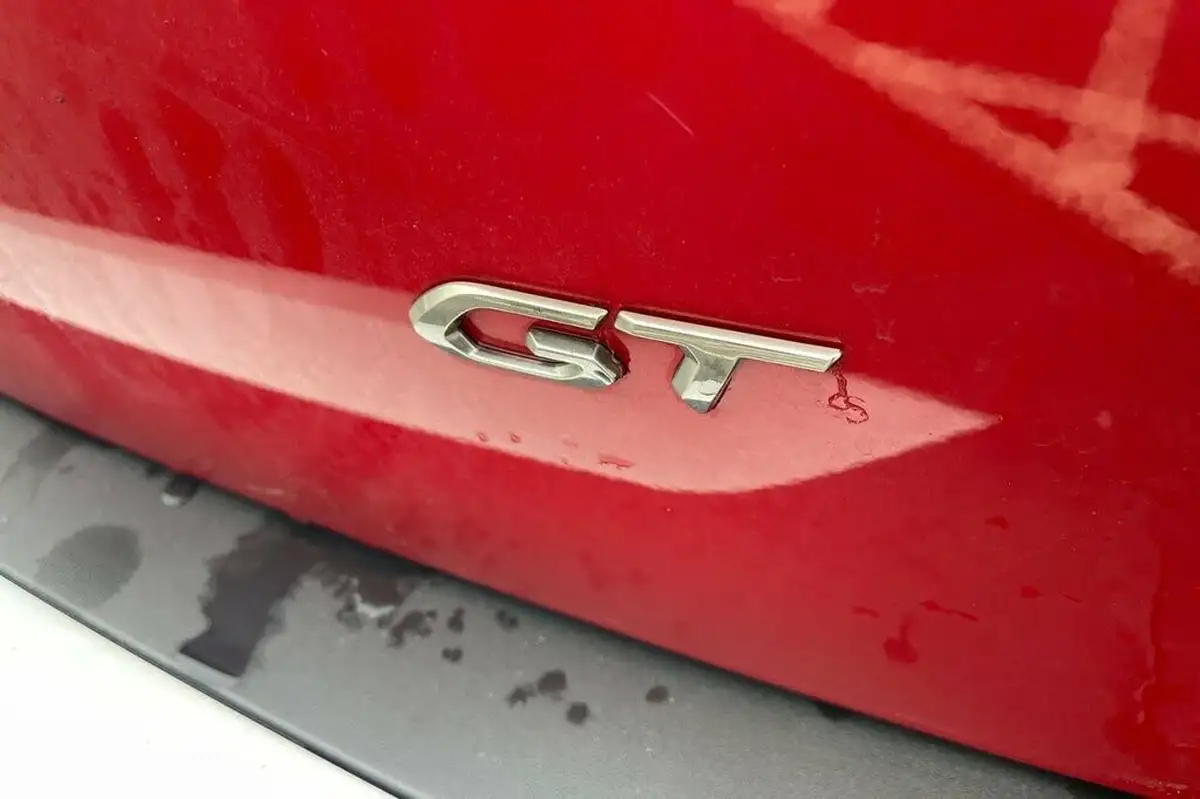 2021-peugeot-2008-suv-e-gt-big-13