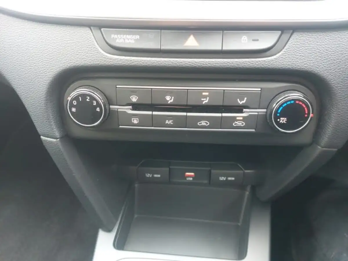 2021-kia-ceed-16crdi-2-134bhp-48v-mhev-hatchback-big-12