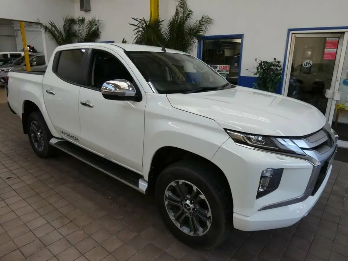 2019-mitsubishi-l200-22di-d-warrior-auto-big-23