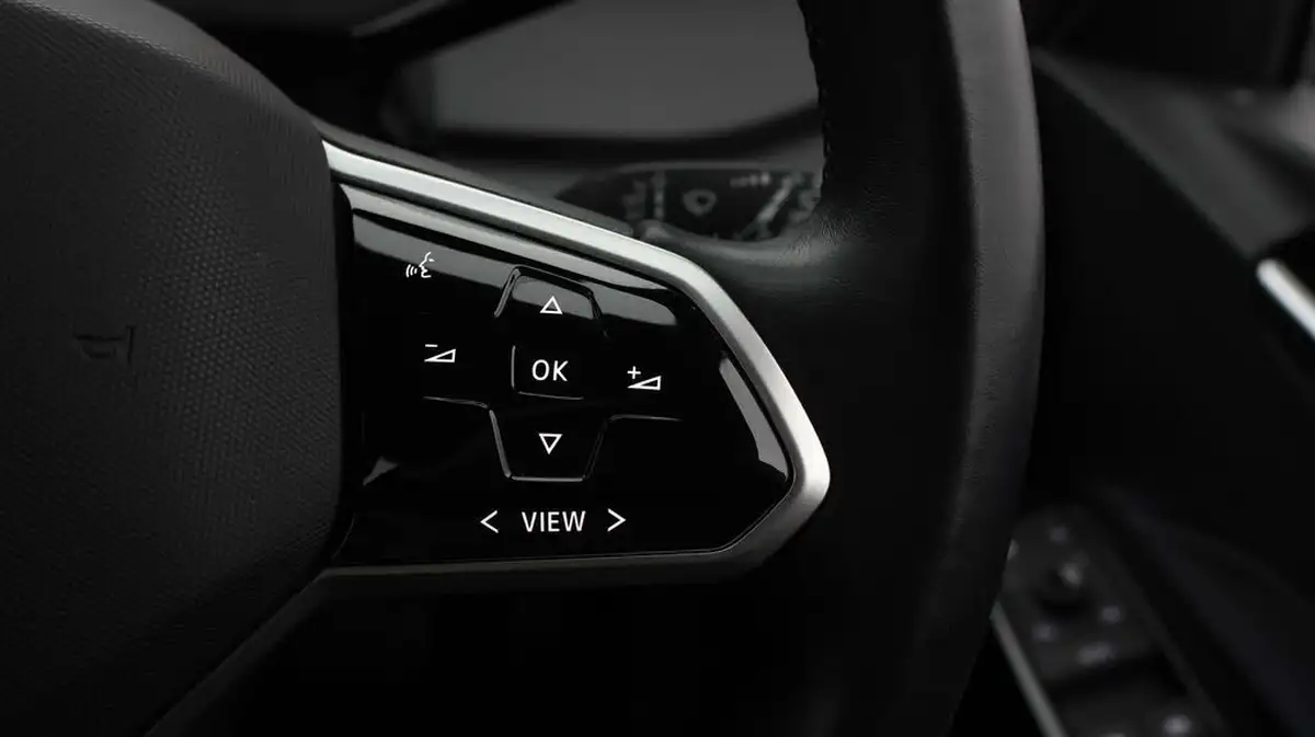 2021-volkswagen-id3-e-life-204ps-58kwh-pro-performance-big-22