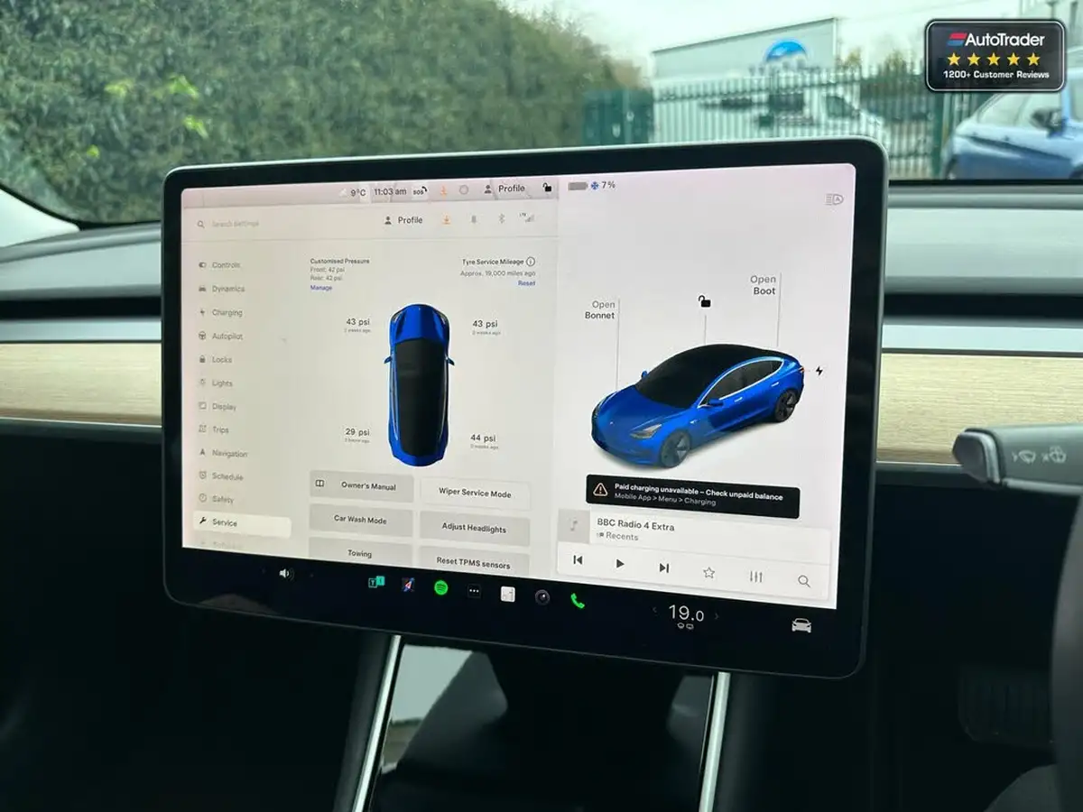 2019-tesla-model-3-e-long-range-4x4-big-23