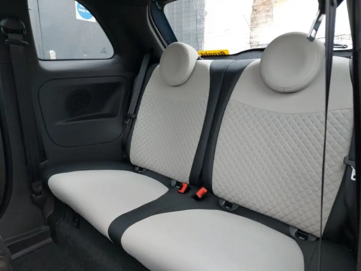 2023-fiat-500-10-dolcevita-big-5
