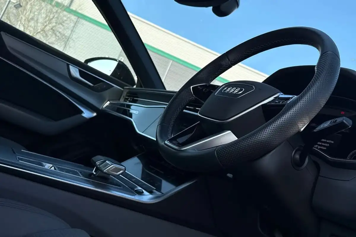 2022-audi-a6-saloon-20-40-tfsi-s-line-big-50