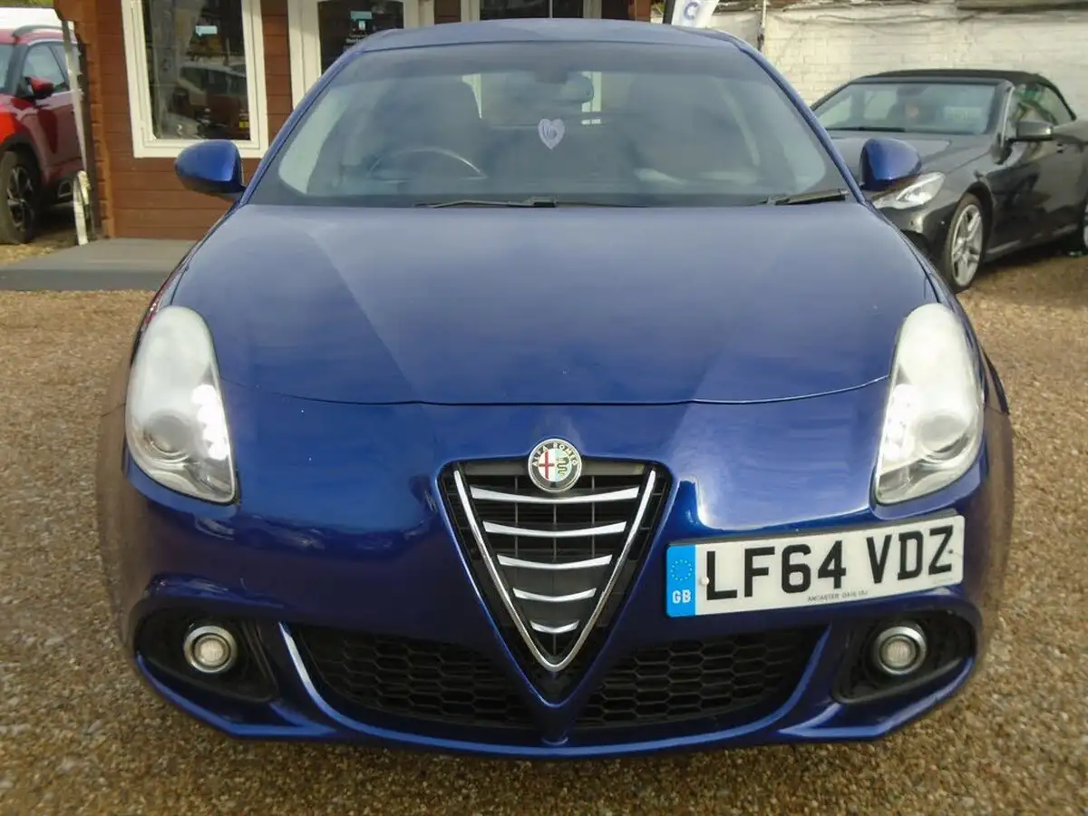 2014-alfa-romeo-giulietta-14-distinctive-multiair-170bhp-big-7