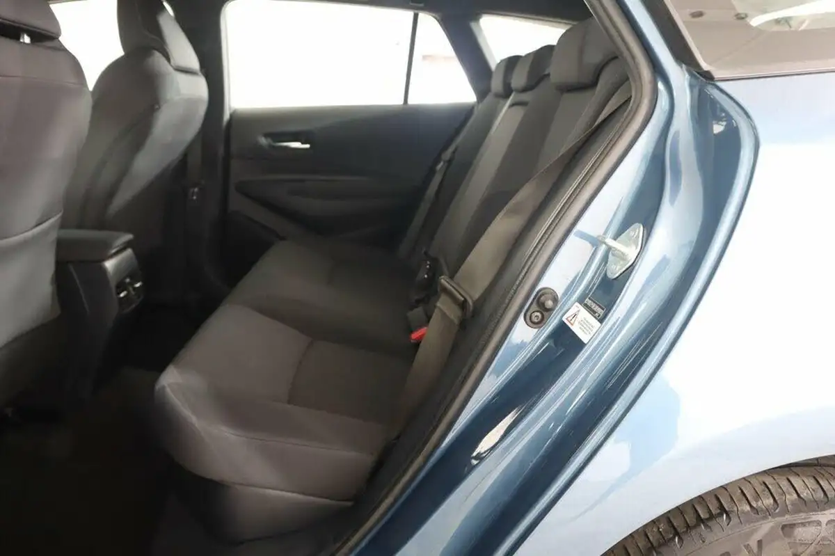 2020-toyota-corolla-18-vvt-i-icon-tech-spare-wheel-touring-sports-5d-big-15