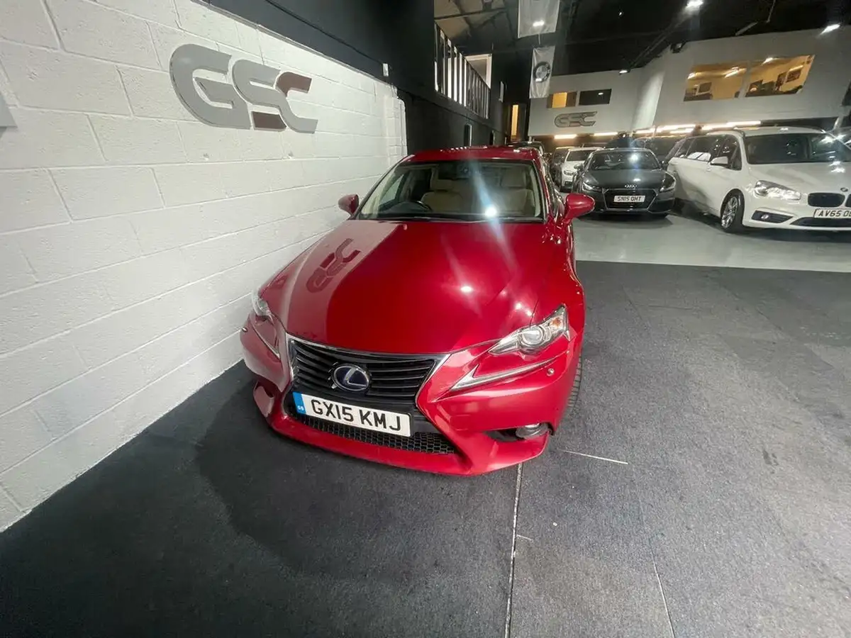 2015-lexus-is-300h-25-executive-edition-big-5